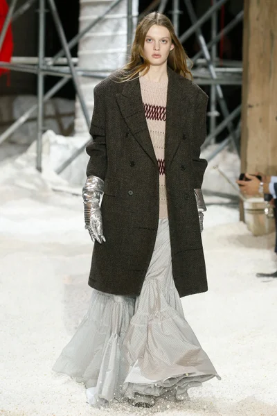 Look 7